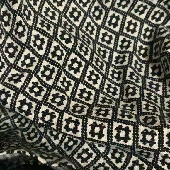 Black and white dress - Picture 4 of 4